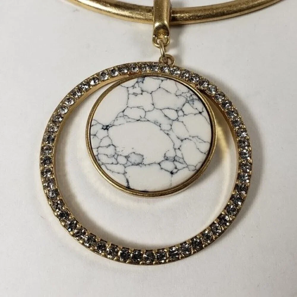 Gold Choker Necklace with Sparkly Crystal Hoop Round Rhinestone Pendant Jewelry